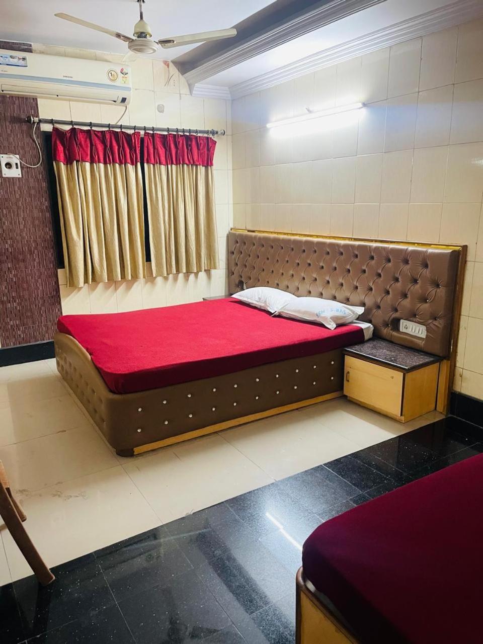 Sai Samrat Hotel Shirdi Ngoại thất bức ảnh